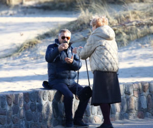Stefan Friedmann z żoną na spacerze