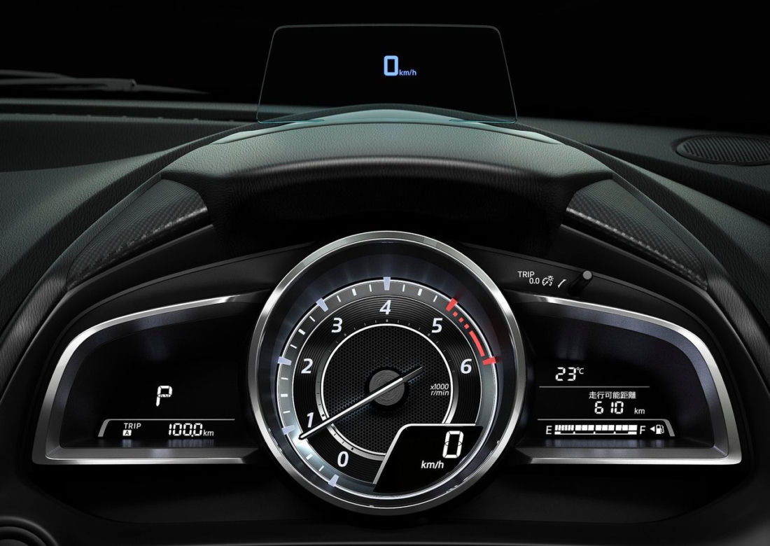 2015 nowa Mazda 2