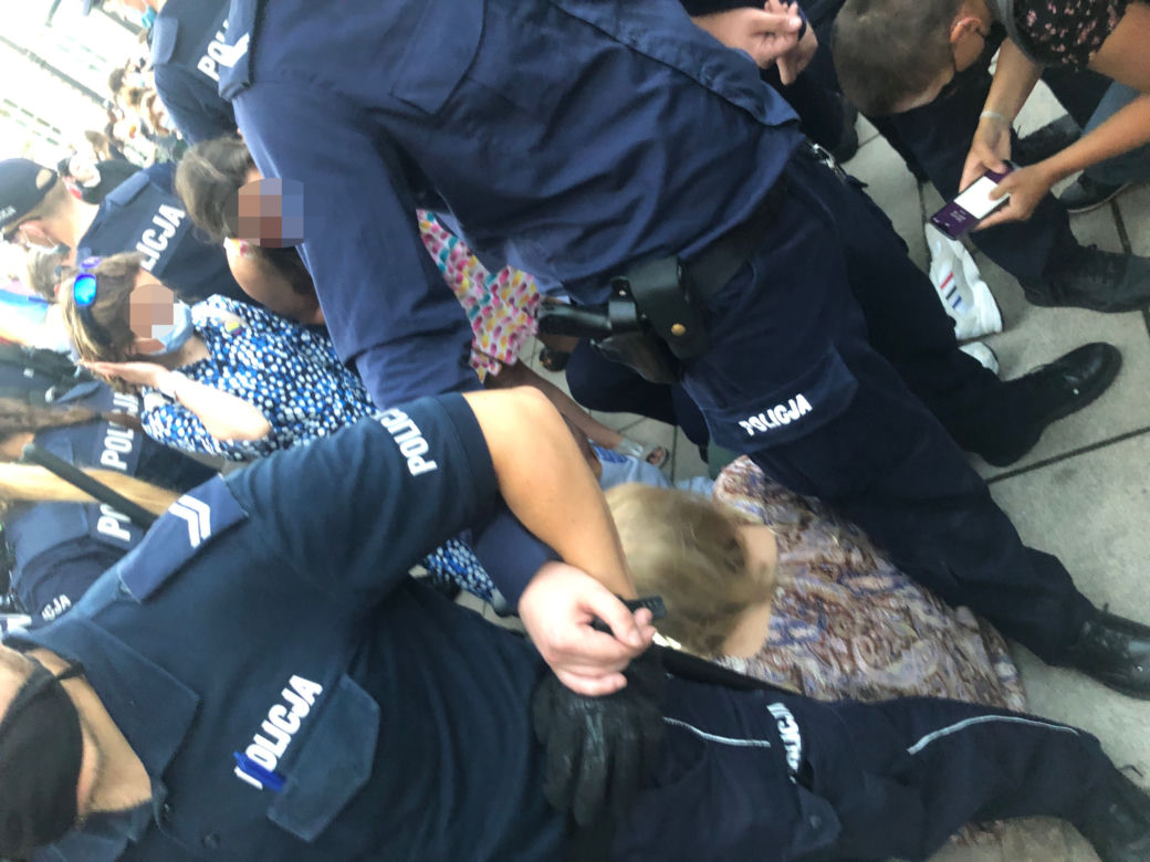 Protest na Krakowskim Przedmieściu