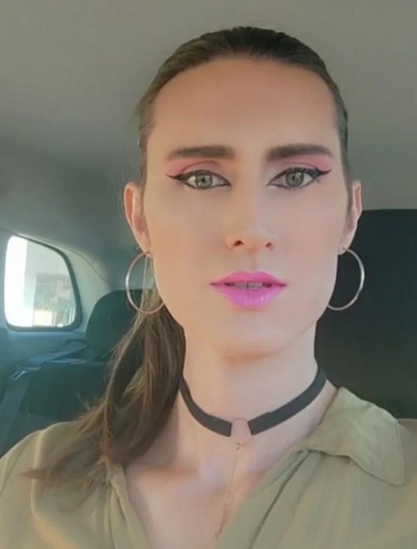 Julie Tetart, transpłciowa koszykarka