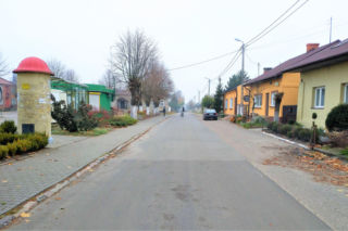 To miasto ma jeden najpiękniejszych ratuszy w województwie łódzkim. Jeszcze niedawno było wsią