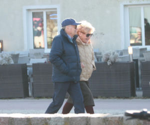 Stefan Friedmann z żoną na spacerze