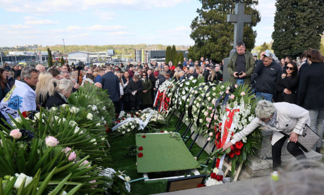 Poseł Łukasz Litewka spoczął w honorowym miejscu