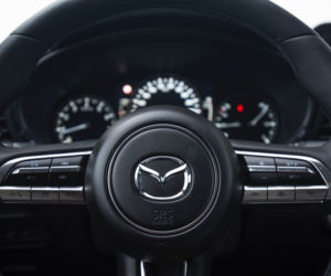 Mazda 3 Sedan Skyactive-G 2.0 122 KM AT6 Hikari