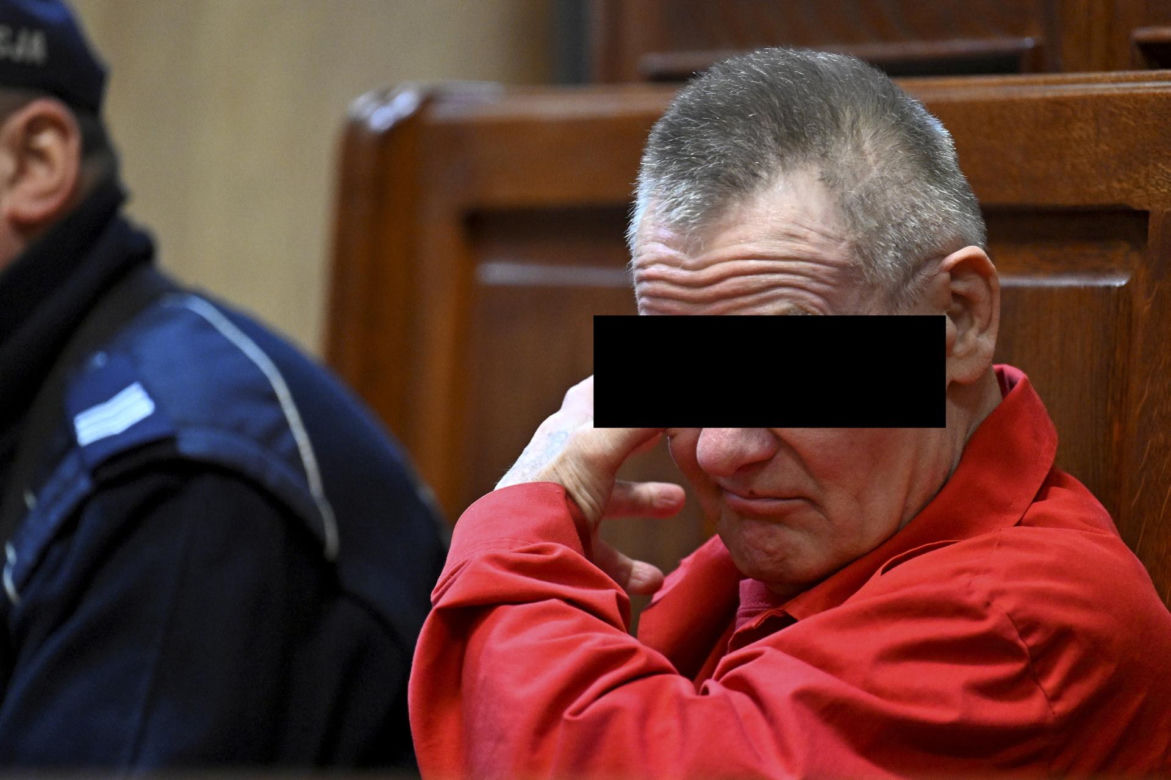Morderstwo pary niemieckich emerytów na Mokotowie. Oskarżony: „Zrobili ze mnie zabójcę z chęci awansu”