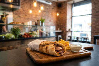 Najlepsze kebaby w Warszawie – TOP 10 warszawskich kebabów