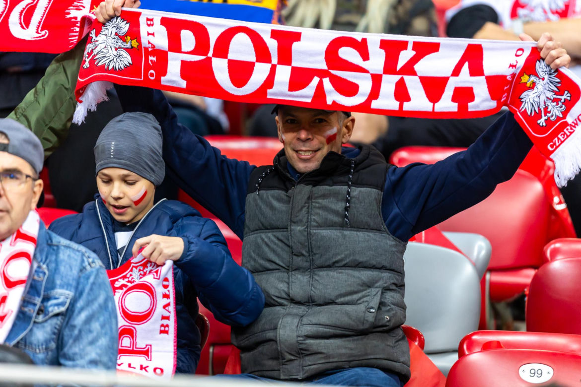 Kibice na meczu Polska -Mołdawia