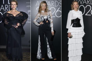 Pojedynek na ekstrawaganckie kreacje. Książkiewicz i Racewicz w gorsetach, Socha z trenem z firanki