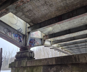 Tak teraz wygląda dawny most kolejowy na Czyżkówku. Kiedyś jeździły tędy pociągi