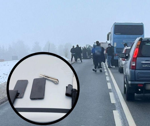 Bitwa pseudokibiców na środku drogi! Pilna akcja policji