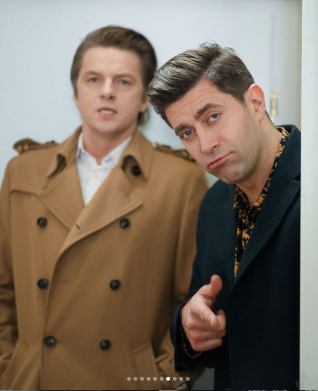 Przyjaciółki, 17 sezon. Robert (Krzysztof Wieszczek), Andrzej (Adam Adamonis)