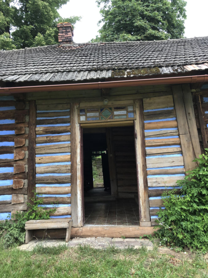 Dom stolarza z 1871 roku we wsi Zawada