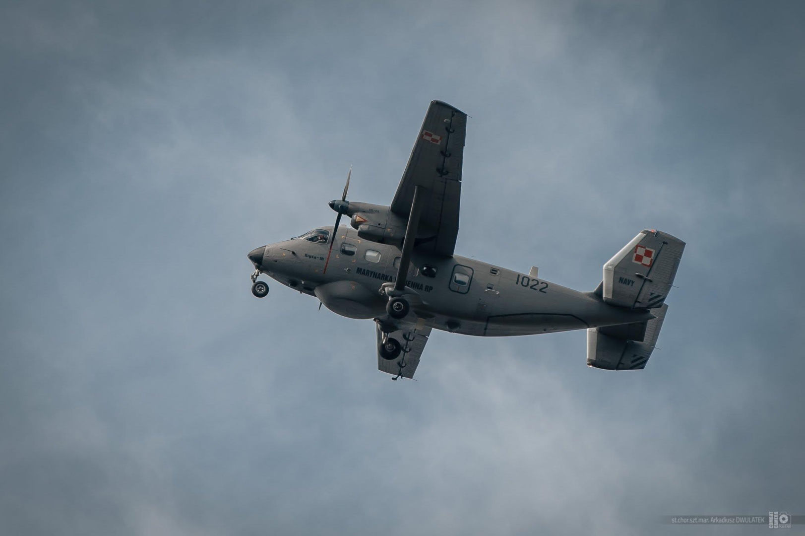 MON rezygnuje z modernizacji Black Hawków? Resort obrony stawia na walkę z dronami i samoloty M-28