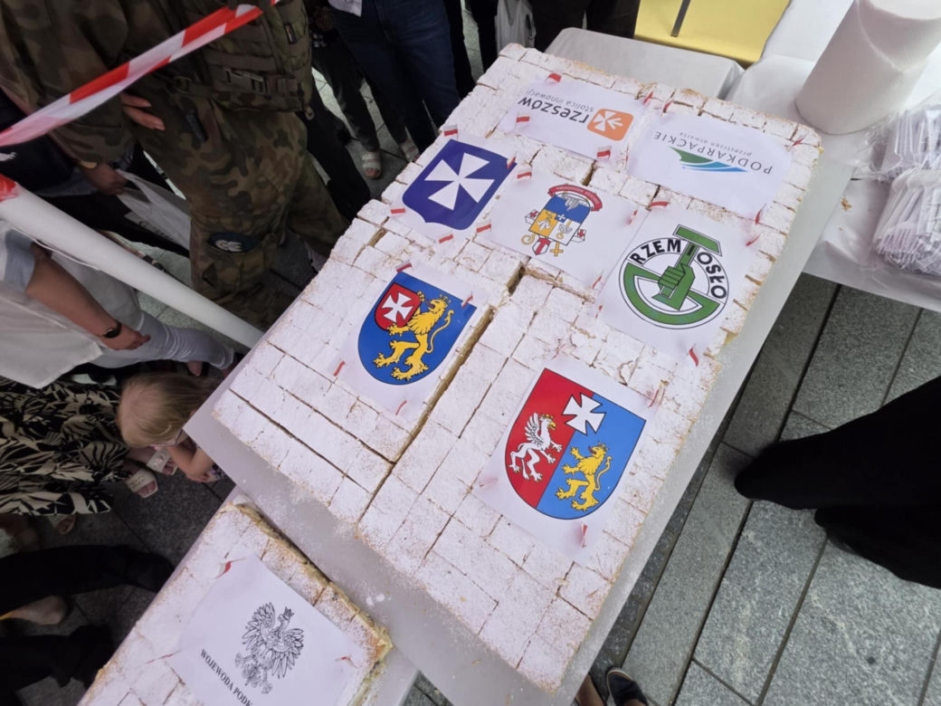 Rzeszów Najdłuższa Kremówka w Polsce