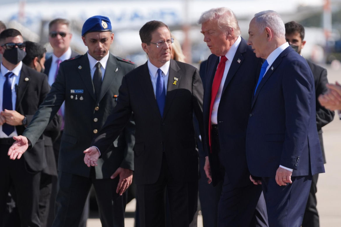 Trump w Tel Awiwie. Hamas wypuszcza kolejnych zakładników