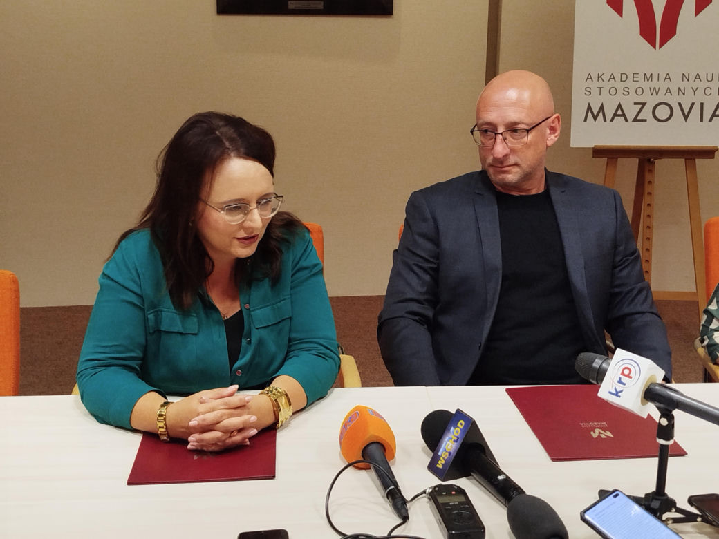 Akademia Nauk Stosowanych Mazovia prowadzi rekrutację uzupełniającą na nowy kierunek studiów – psychologię!