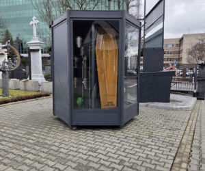 Trumnomat podbija Internet