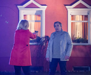 PIERWSZA MIŁOŚĆ. Gangster Borys Filipow (Eugeniusz Malinowski), Aneta Pałkowska (Maria Pakulnis)
