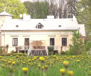 Tak mieszka Natasza Urbańska i Janusz Józefowicz