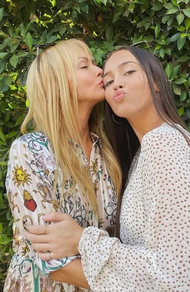 Julia Scorupco, córka Mariusza Czerkawskiego i Izabelli Scorupco