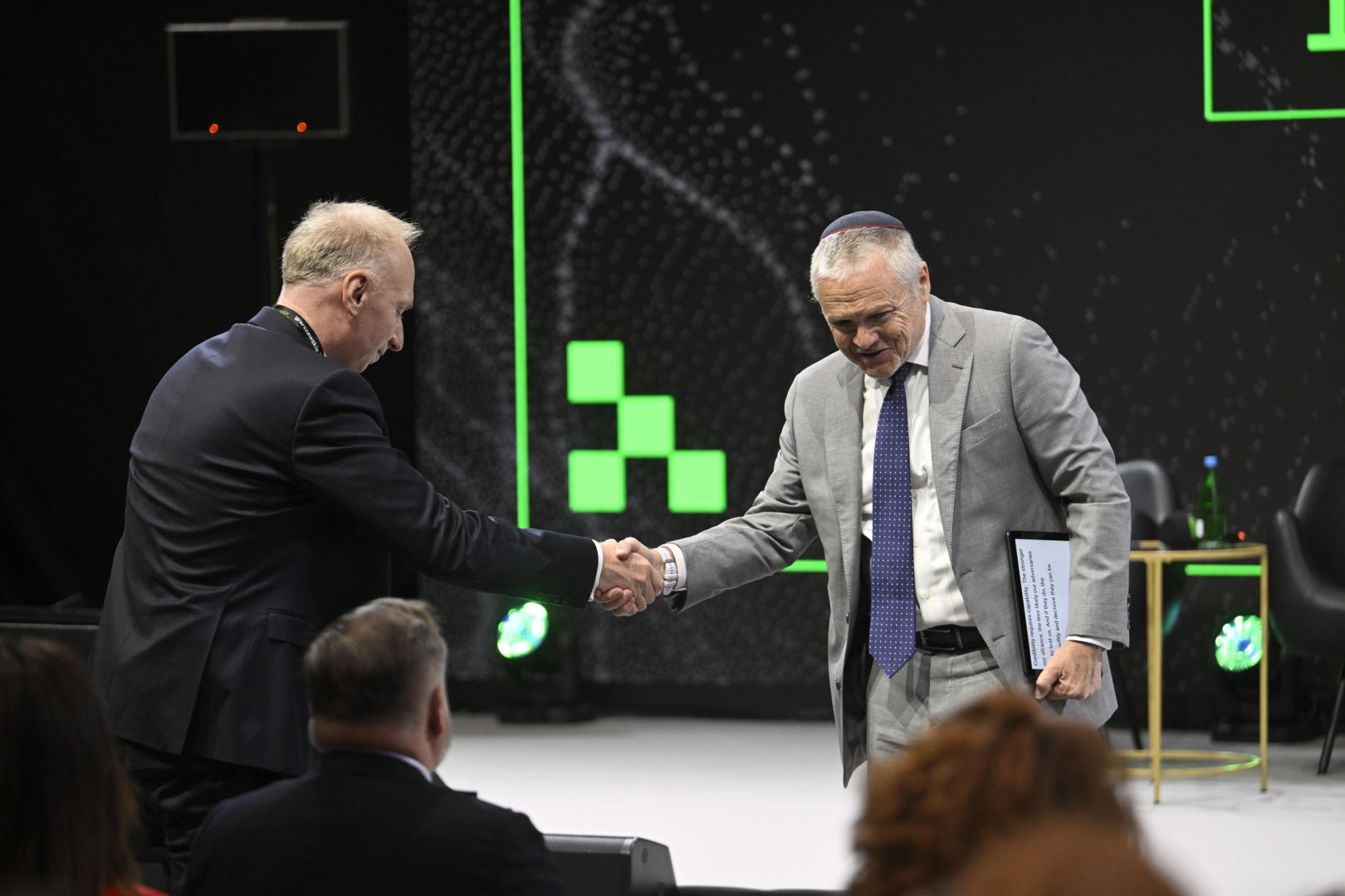 Warszawskie Targi Obronne. Scena Biała Sesja plenarna: Czy jesteśmy gotowi?