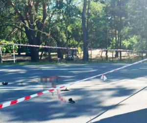 16-latka wjechała na rowerze na przejście dla pieszych i została potrącona przez 20-latka w BMW. Nastolatka w ciężkim stanie