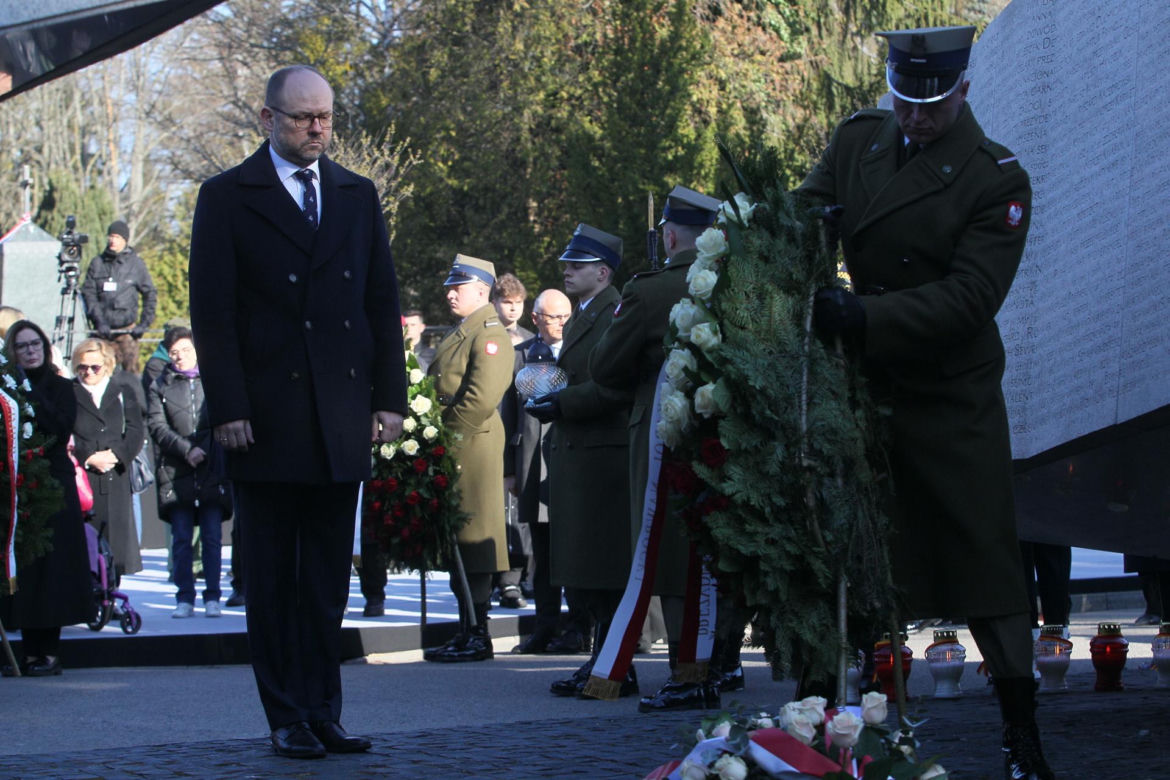 Obchody 16. rocznicy katastrofy smoleńskiej. Powązki