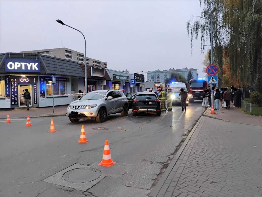 Cztery samochody zderzyły się na ul. Rynkowej w Siedlcach