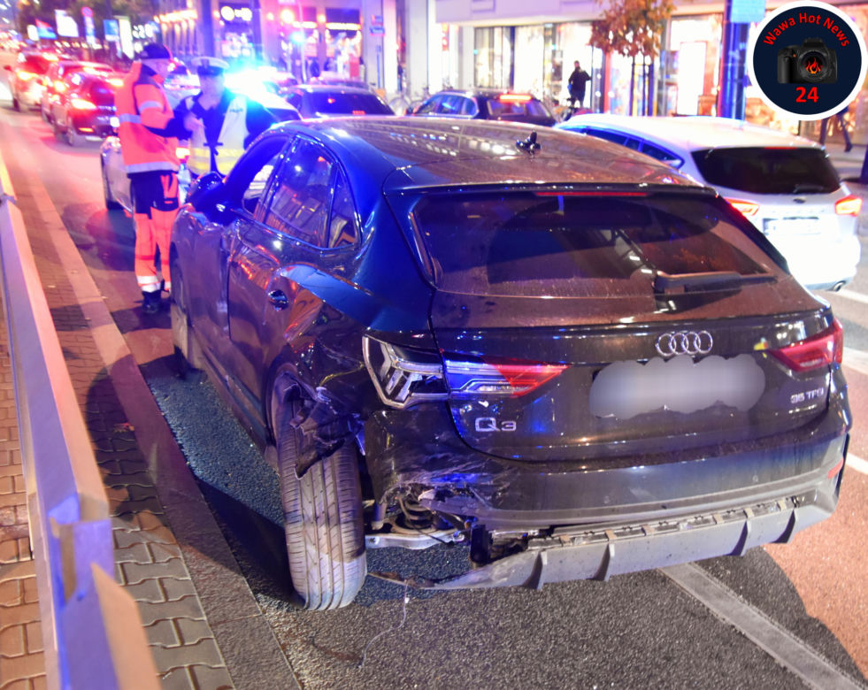 Koszmarne zderzenie audi, volvo i tramwaju. Totalna demolka na przystanku