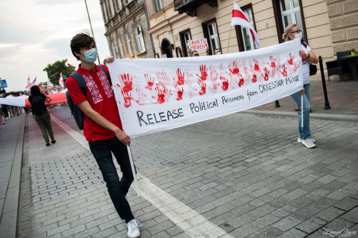 Marsz solidarności z Białorusinami w Krakowie