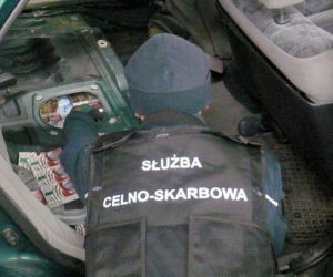 Kuźnica. Samochód napędzany papierosami? Białorusin przerobił zbiornik na paliwo