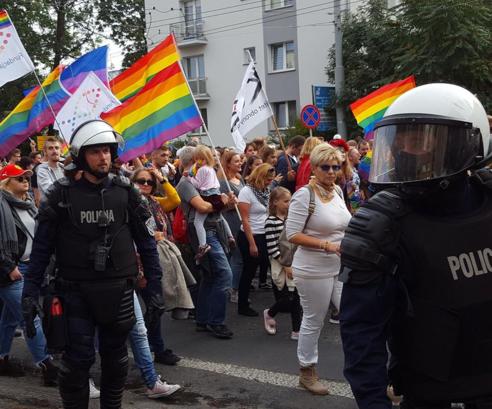 ZAMACH w centrum Lublina?! Małżeństwo przyniosło BOMBY na Marsz Równości