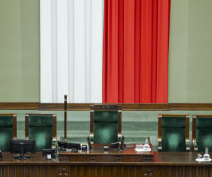  Rząd ratuje firmy. 5 mld na dopłaty