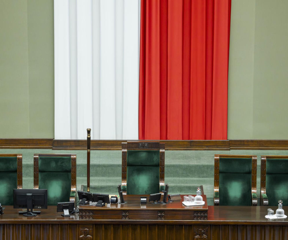  Rząd ratuje firmy. 5 mld na dopłaty