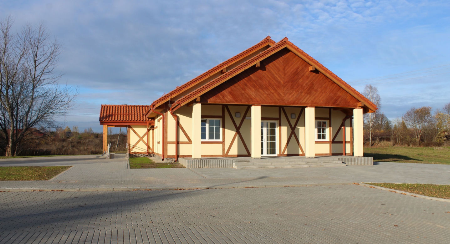 Wiejska świetlica w Ługwałdzie gotowa. Wyglądem nawiązuje do zabudowy regionalnej [ZDJĘCIA]