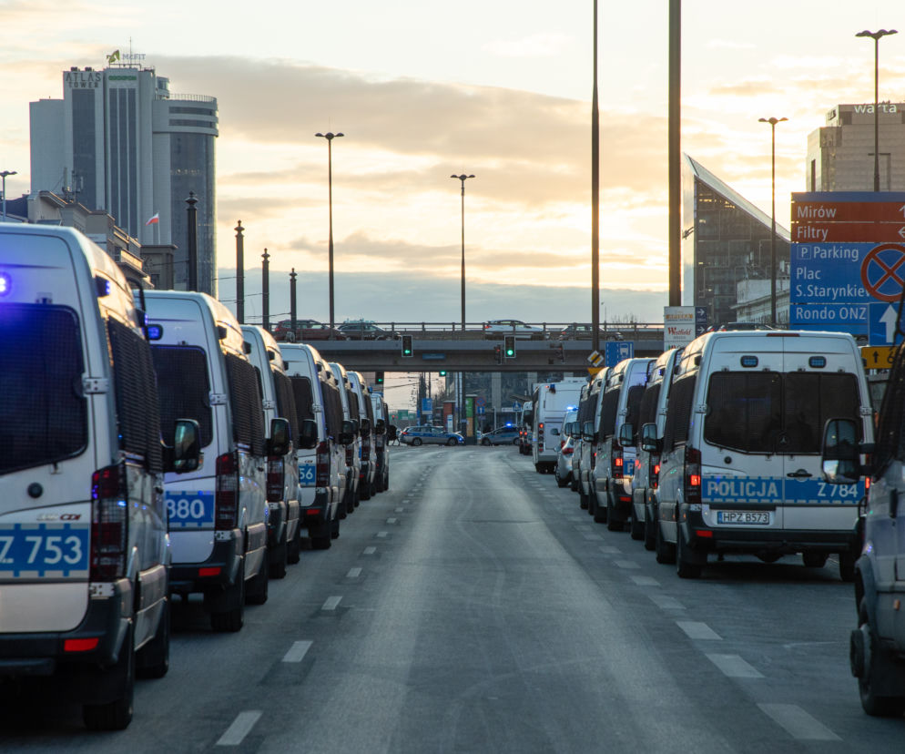 Wielka akcja policji w Warszawie. Posypią się setki mandatów. Co będą sprawdzać?