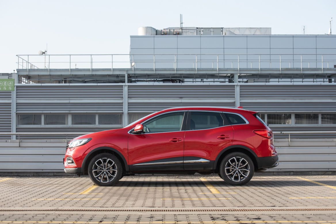 Renault Kadjar TCe 140 FAP vs Opel Grandland X 1.5 Diesel 130 KM Start/Stop AT8