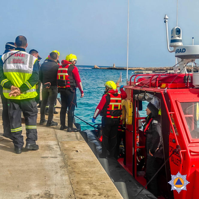 13-letnia Oliwia porwana przez falę. Rodzinny spacer zakończył się tragedią
