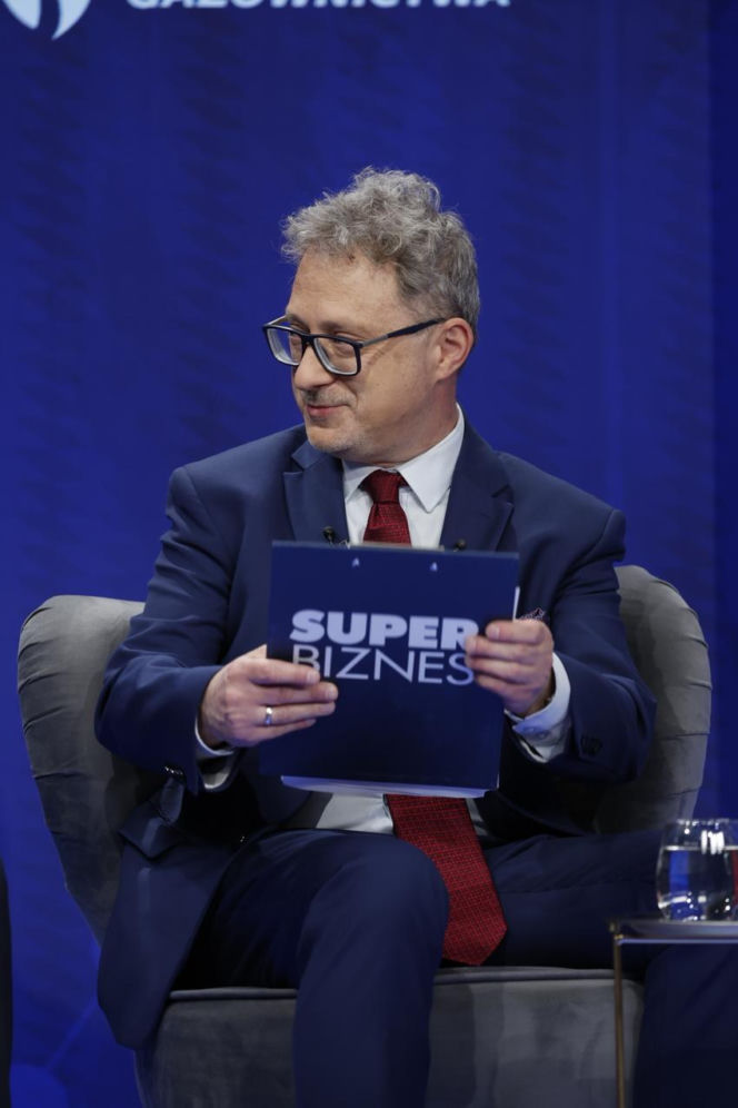 Debata local content