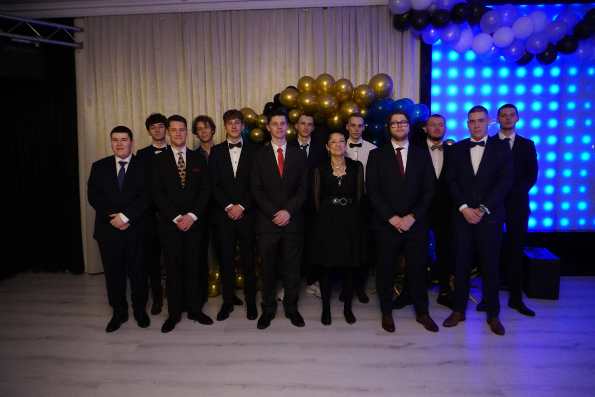 Studniówka CKZiU  nr 1 w Gdyni 2025. Ależ to był szalony wieczór! Zobaczcie tylko te zdjęcia 