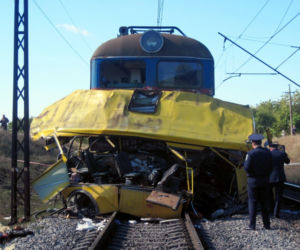 Katastrofa na Ukrainie. Pociąg zmiażdżył autobus 