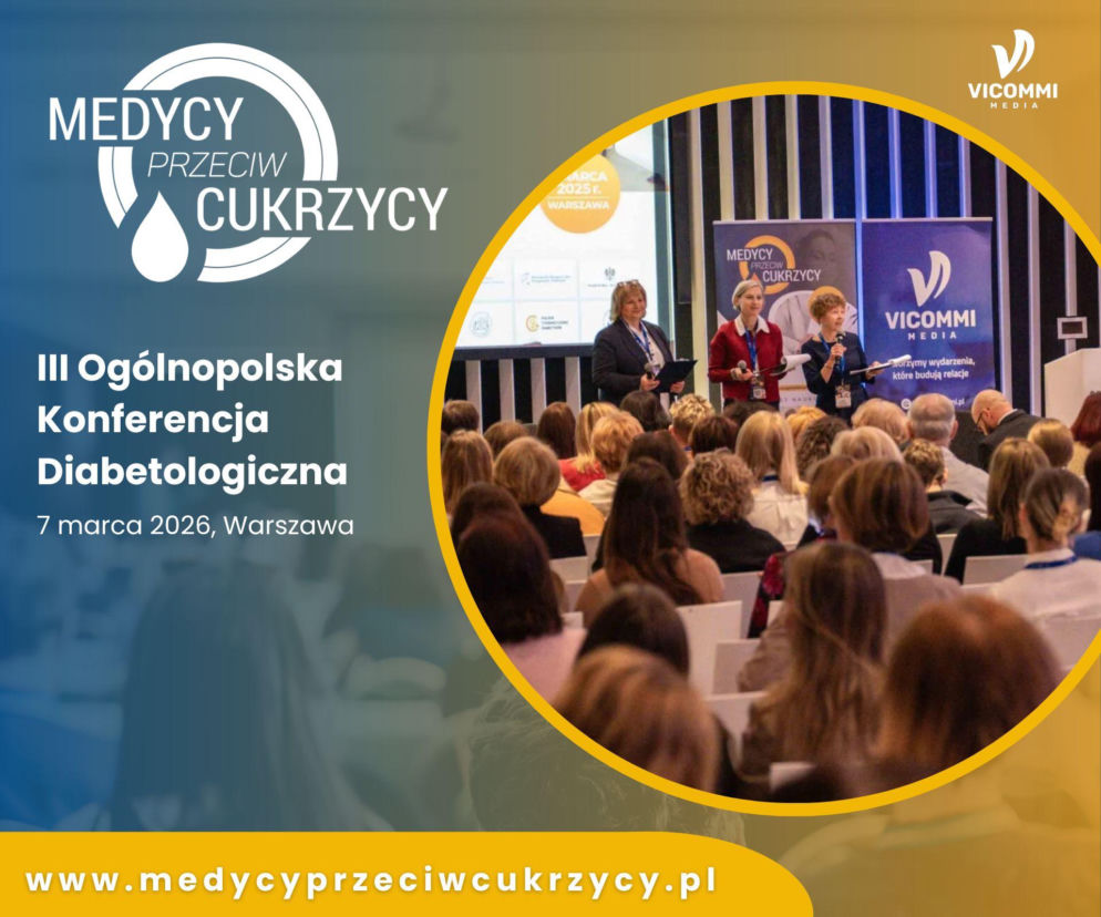 Dwie kobiety – dr hab. n. med. Katarzyna Cyganek i mgr Alicja Szewczyk, stoją na scenie podczas III Ogólnopolskiej Konferencji Diabetologicznej „Medycy Przeciw Cukrzycy”. Przed nimi widownia, a tło zdobią banery konferencji i logo Vicommi Media. Więcej informacji o tym wydarzeniu znajdziesz na portalu Poradnik Zdrowie.