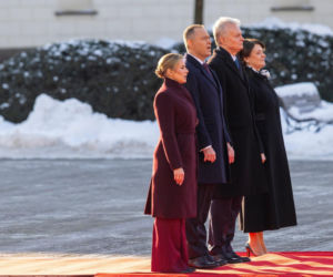 Marta Nawrocka wyprzedza trendy