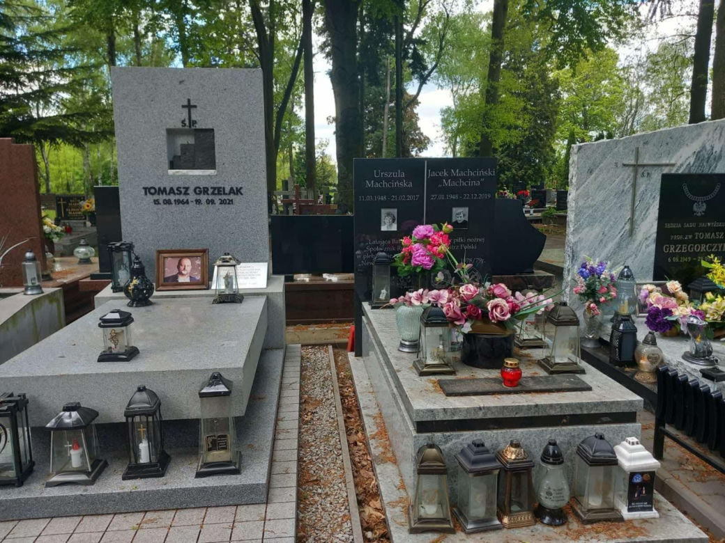 Aleja Zasłużonych Doły