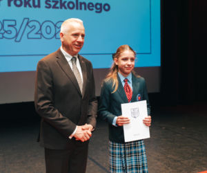 Najzdolniejsi uczniowie odebrali stypendia Prezydenta Miasta Siedlce