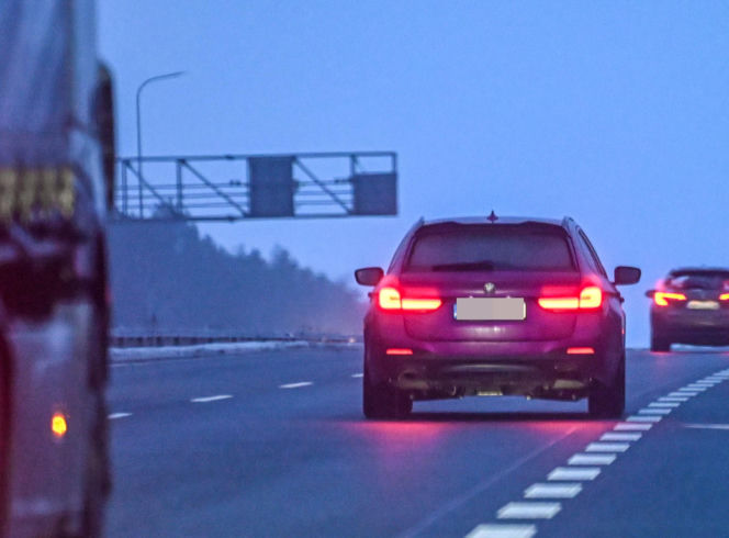 SKOLIM robi masę, ja fast food i kiełbasę