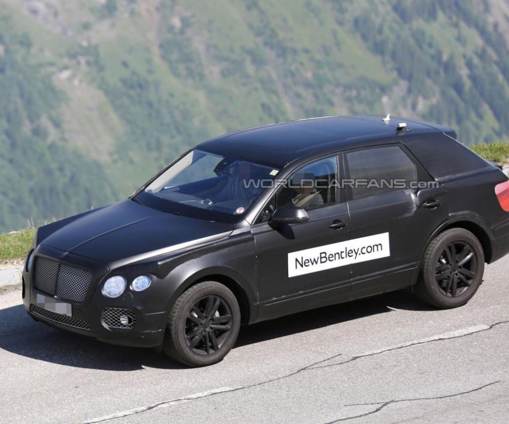 Bentley SUV 2016