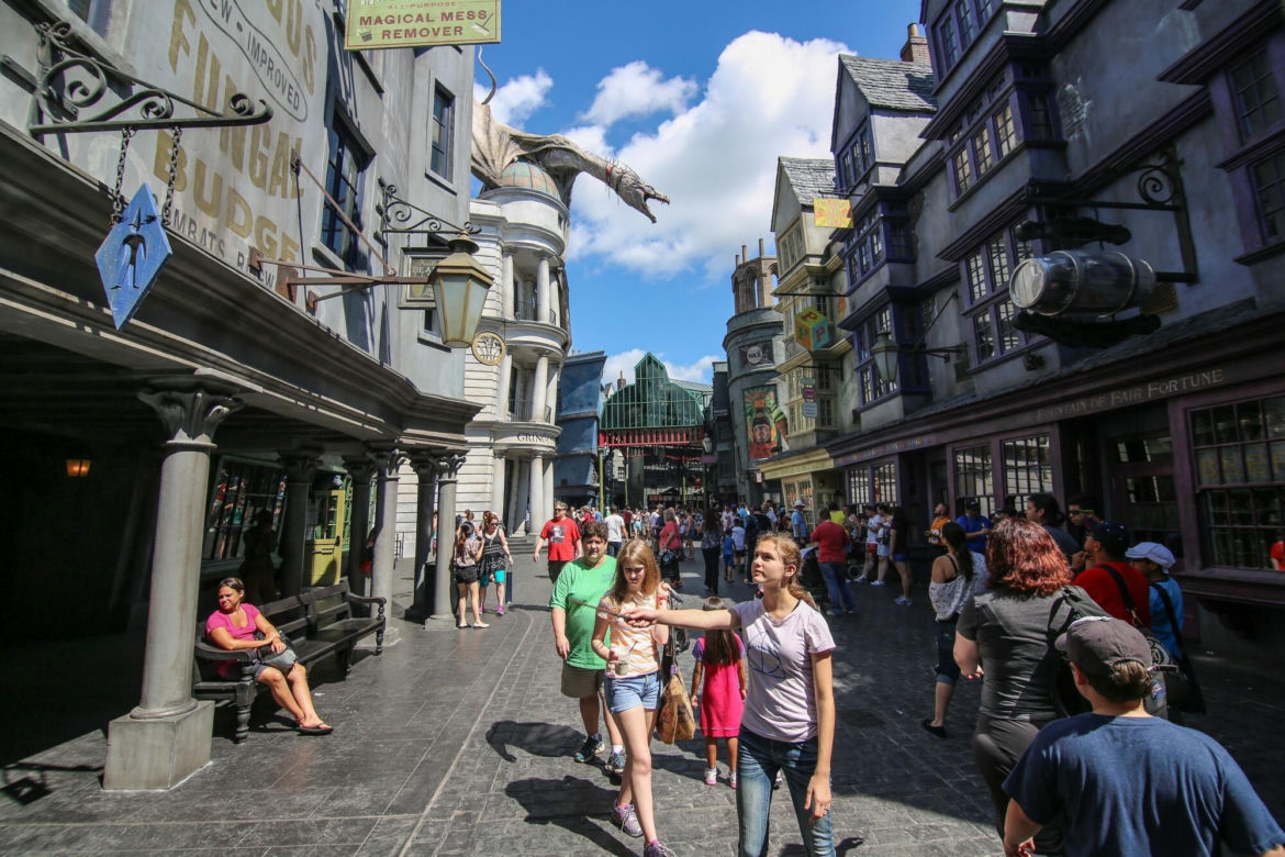 Harry Potter. Tak wygląda park dla fanów magii w USA. Każdy fan chciałby go odwiedzić!