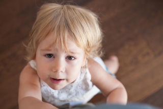 Wysoko wrażliwe dziecko to wielki dar. Uniknij tych błędów, by mogło w pełni rozkwitnąć