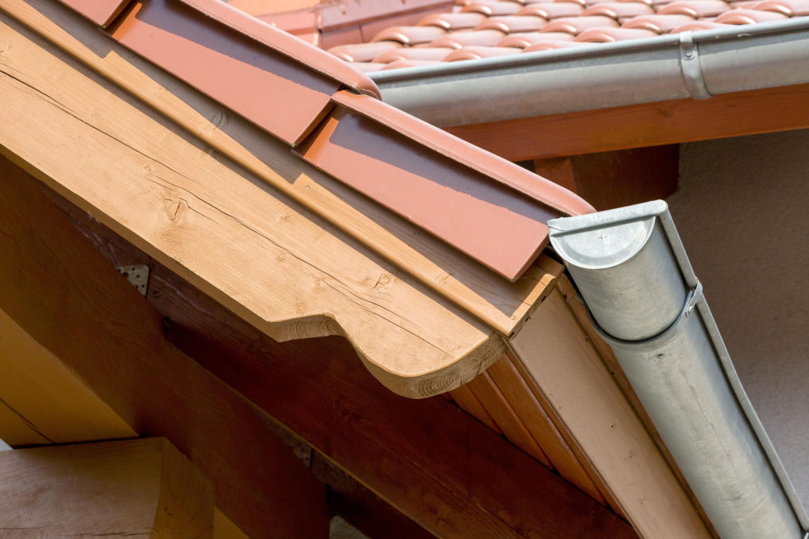 Dachówki ceramiczne - zakładkowe w typie esówki